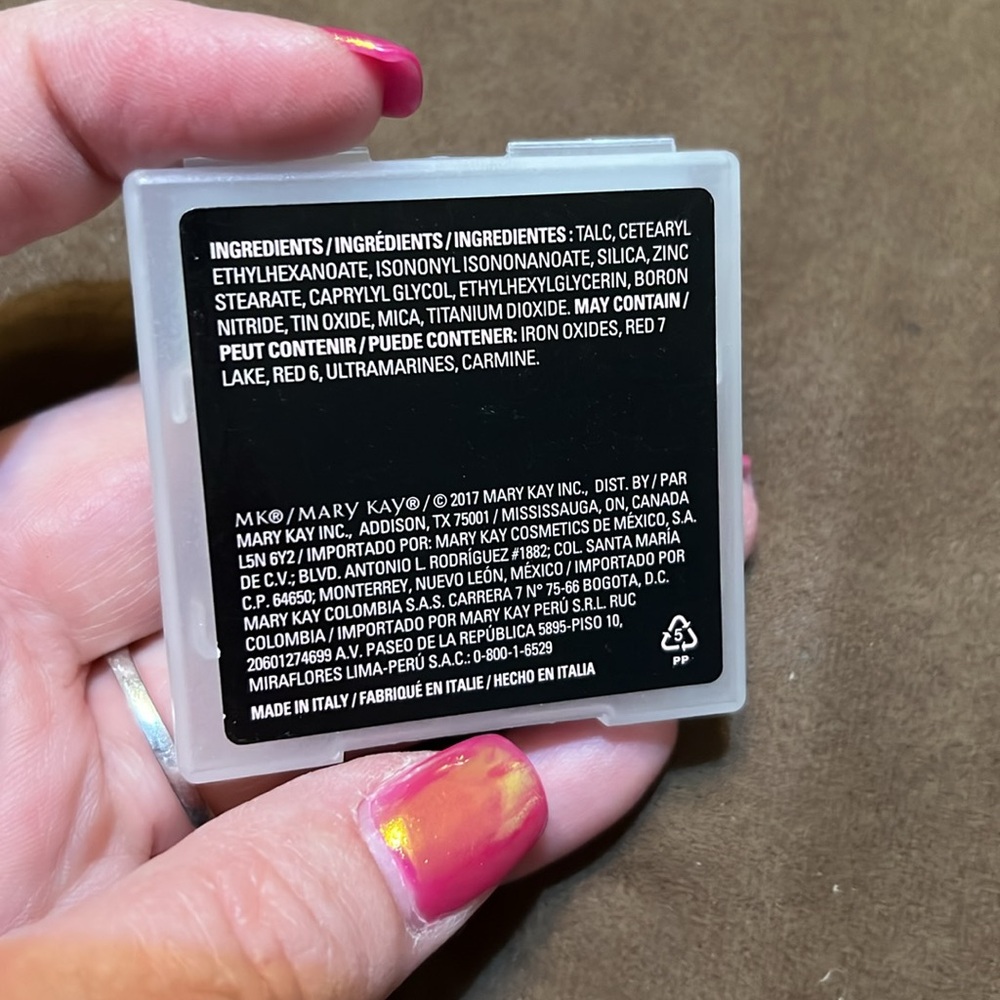 Mary Kay Chromafusion Blush-Rosy Nude - Picture 3 of 3